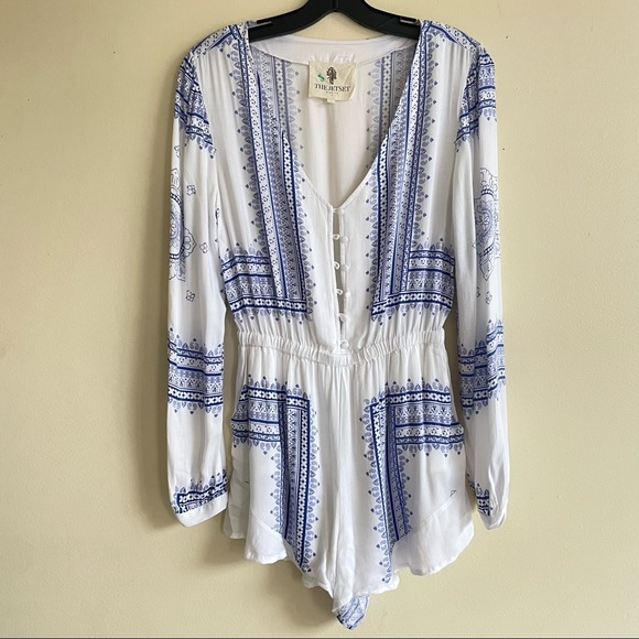 The JETSET Diaries Settle Down Romper - Picture 2 of 12